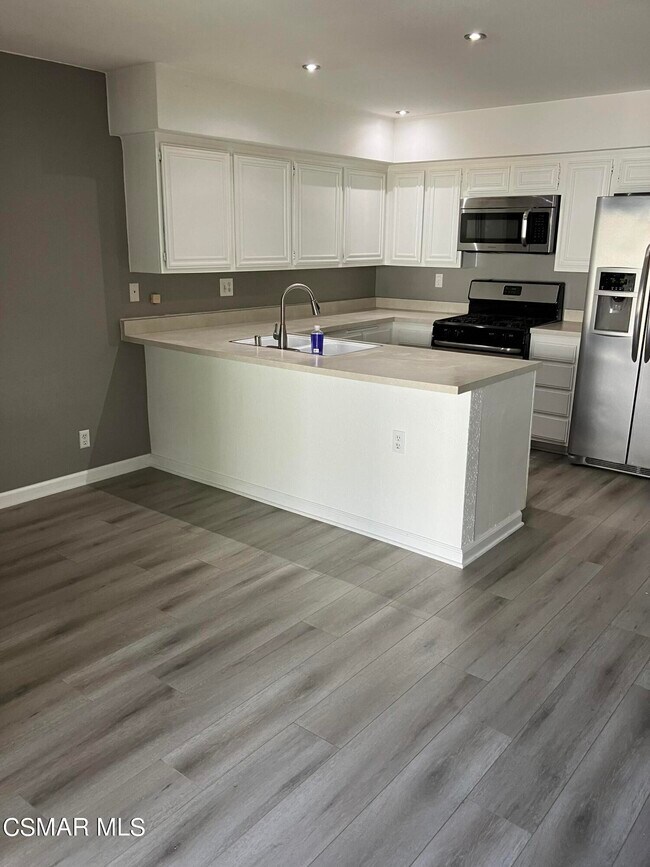 Foto del edificio - 2558 Northlake Cir