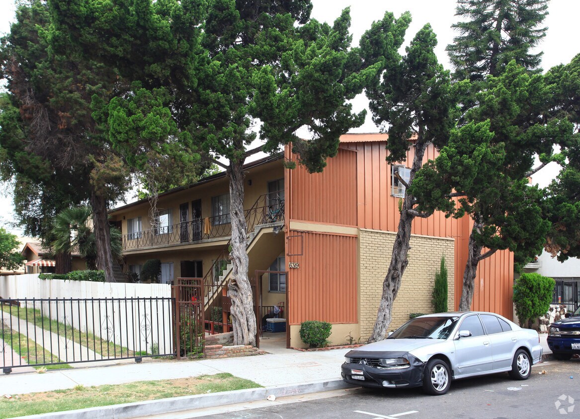 Primary Photo - 6319 Stafford Ave