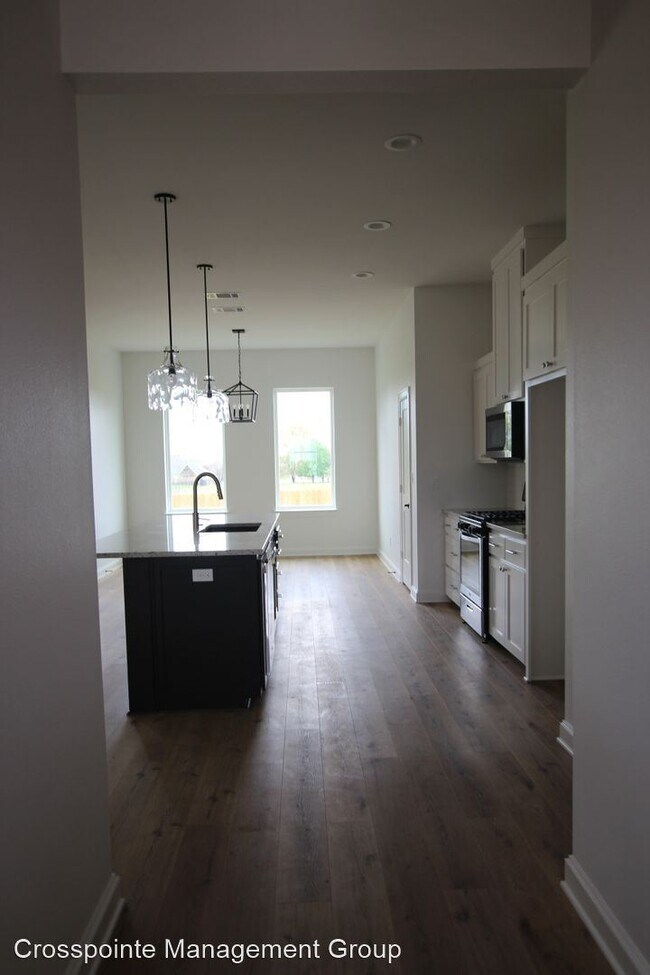 Building Photo - 4 br, 2 bath House - 1552 Nate Circle