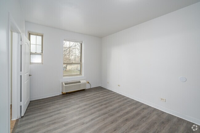 Distribución 1 Estudio - 300 pies cuadrados - Sala de estar/Dormitorio - 4114 W Washington
