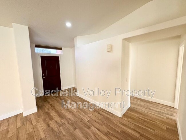 Building Photo - 48201 Cll Del Sol