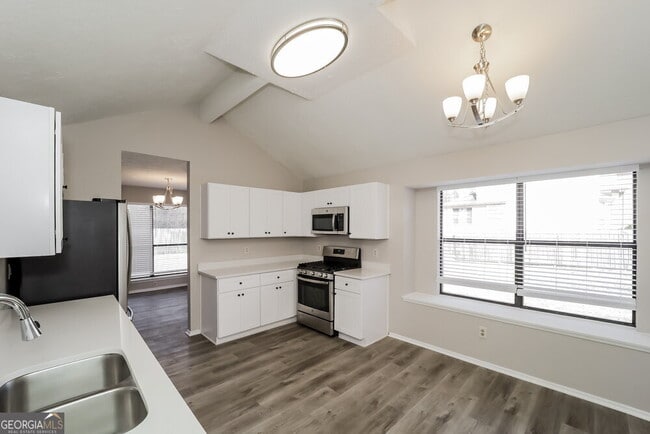 Foto del edificio - 7049 Ivy Pointe Row