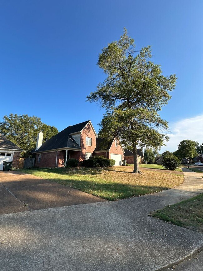 Foto del edificio - Beautiful 3 Bedroom/2.5 Bath Home on Quail...