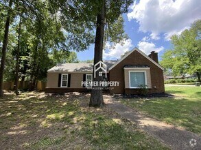 Building Photo - 3401 Hanna Dr