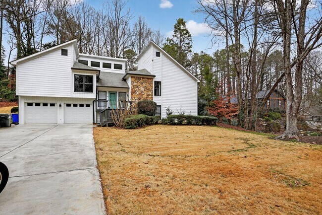 Building Photo - 3445 Johnson Ferry Rd NE