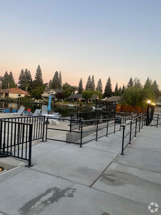 Quail Run Condos for Rent Fresno, CA 2 Rentals