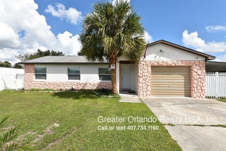 Primary Photo - 5301 Moonglow Blvd