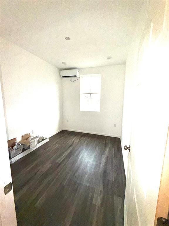 Building Photo - 145 Campion Ln