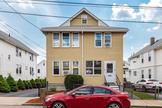 Building Photo - 68 Putnam Rd