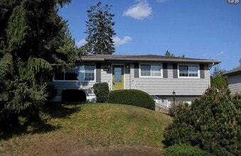 Building Photo - 6520 N Sutherlin St
