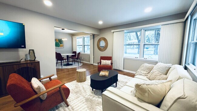 Foto del edificio - 9323 80th Ct