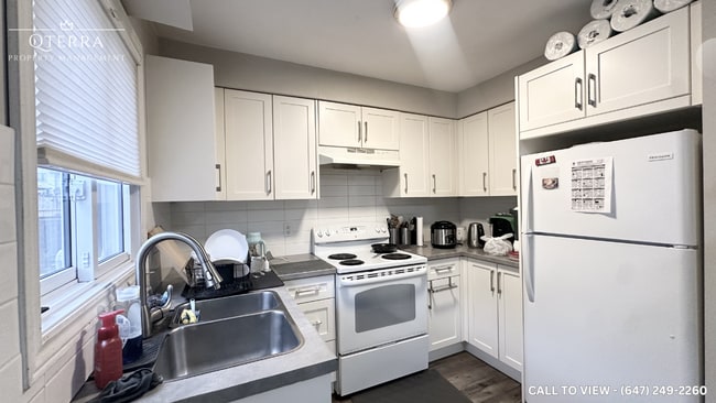 Building Photo - 1215 Cheapside St