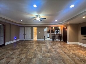 Building Photo - 1435 Flagler Ct SW