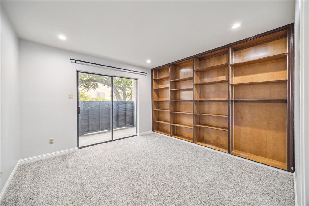 Foto principal - 3085 Walnut Bend Ln