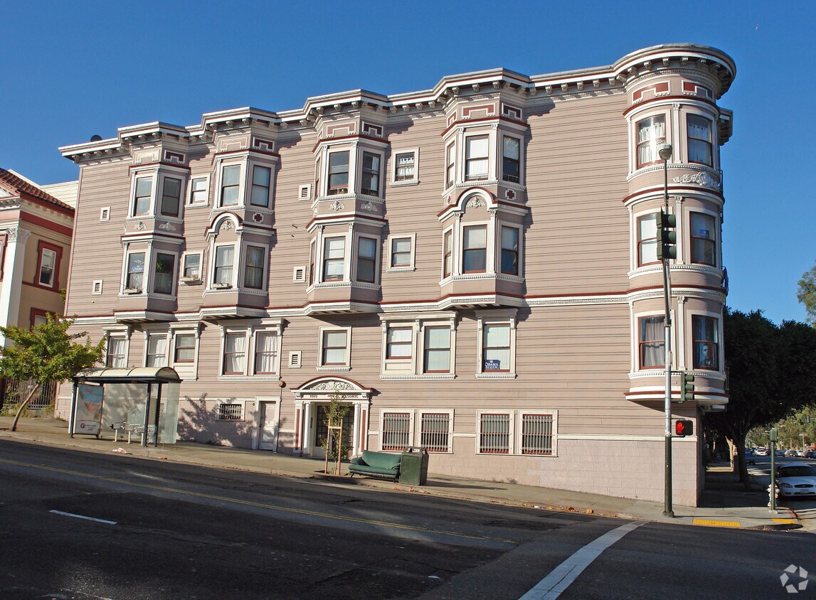 Primary Photo - 1015 Masonic Ave