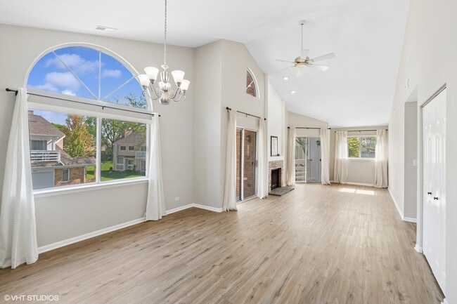 Building Photo - 1048 Courtland Dr