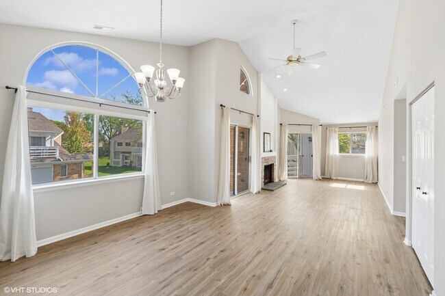 Foto del edificio - 1048 Courtland Dr