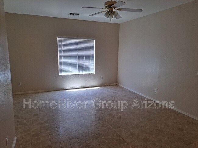Foto del edificio - 23086 W Kimberly Dr