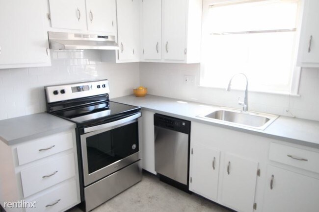 Foto del edificio - 2 br, 1 bath Apartment - 14 Piermont St