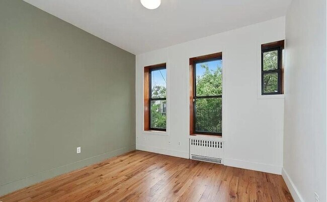 Foto del edificio - 1271 Decatur St