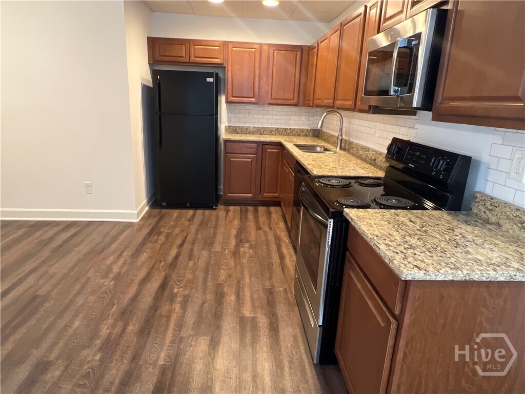Foto principal - 247 E Washington St