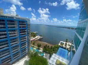 Building Photo - 2101 Brickell Ave