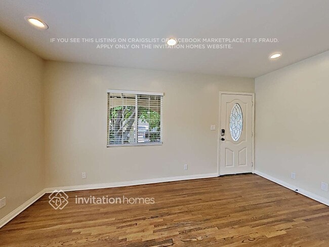 Foto del edificio - 12476 Adelphia Ave