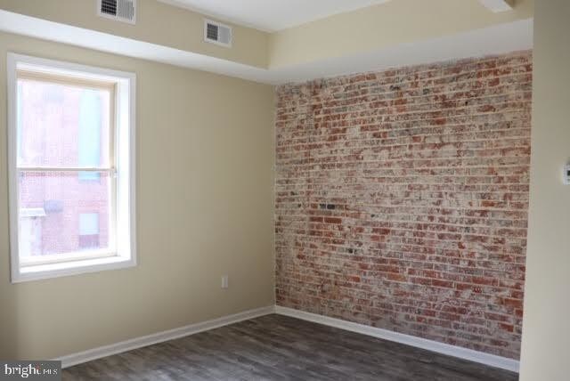 Foto del edificio - 1646 E Pratt St