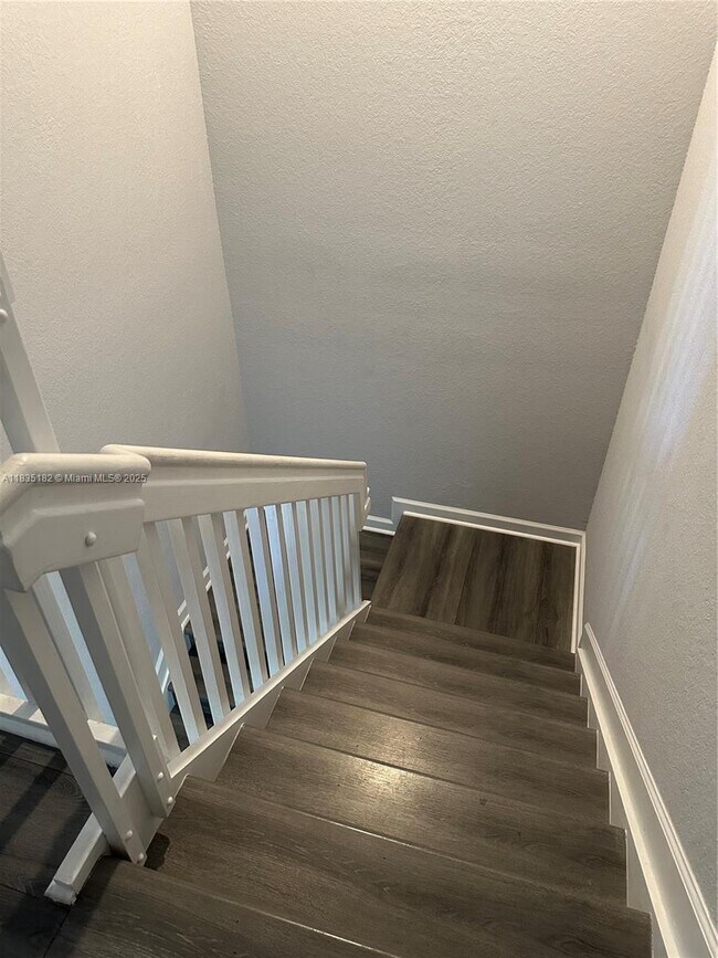 Building Photo - 246 NE 208th Ter