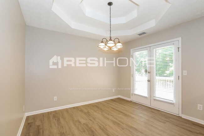 Foto del edificio - 650 Josh Ln