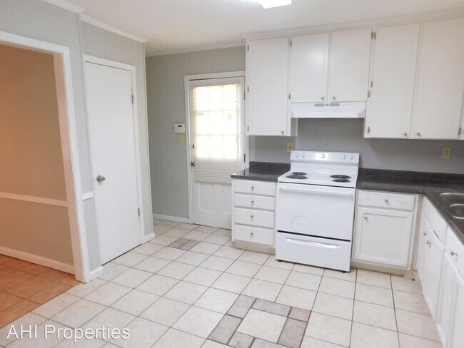 Building Photo - 3 br, 2 bath House - 3704 Carriage Place