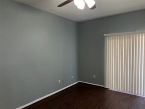 Building Photo - 8100 Cambridge St