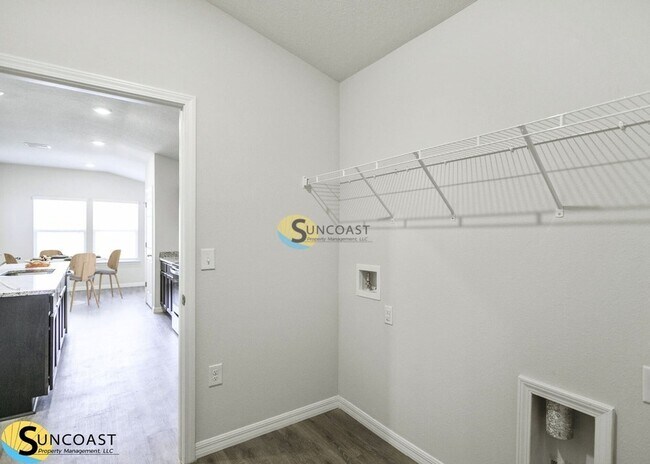 Foto del edificio - 11933 Braddock Rd