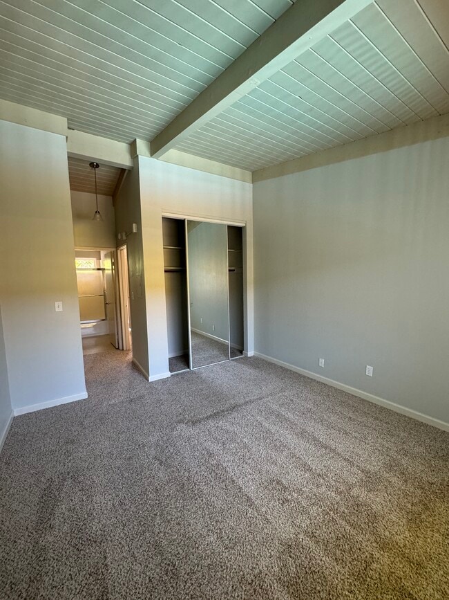 Building Photo - 4775 Atherton Ave