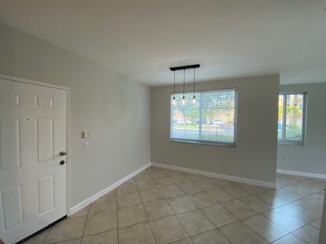Foto del edificio - 1210 Reserve Way