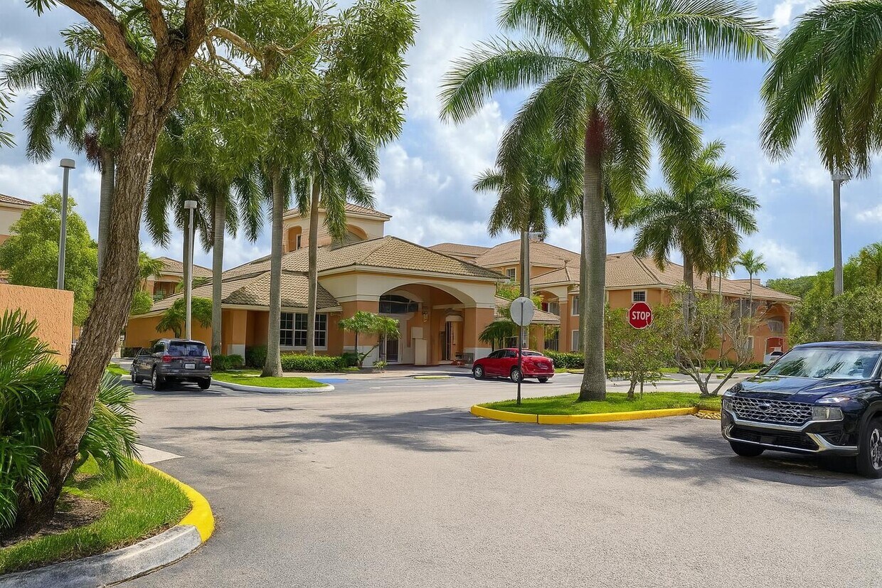 Primary Photo - 6960 SW 39th St