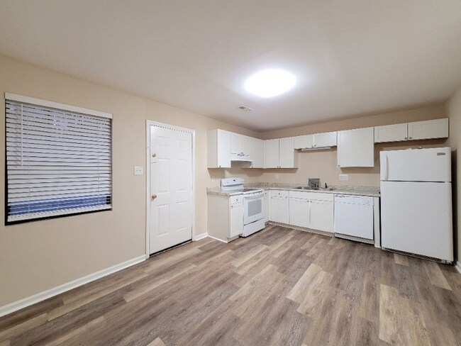 Foto del edificio - 1310 Marne Ave