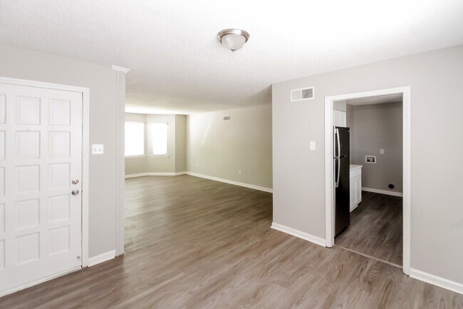 Building Photo - 4359 Crescent Park Dr