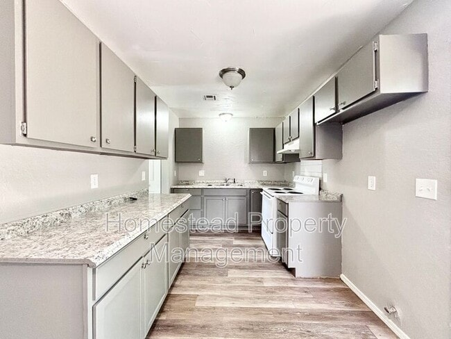 Building Photo - 721 NW 114th St