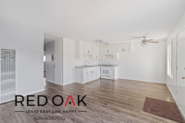 Foto del edificio - Incredible Two Bedroom with Snug Carpet Fl...