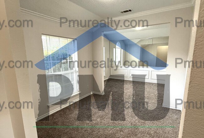 Building Photo - AVAILABLE NOW!!! Beautiful 3-Bedroom, 2-Ba...