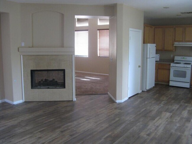 Building Photo - 2795 Desert Zinnia Ln