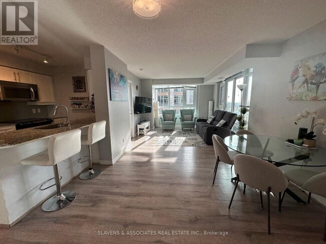 Photo du bâtiment - 35 Bastion St