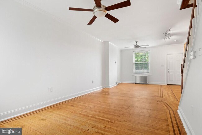 Foto del edificio - 3881 Manor St