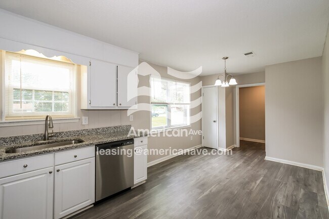 Foto del edificio - 2227 Cassell St