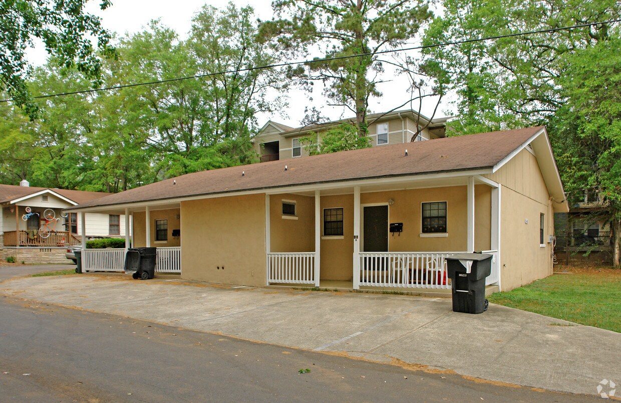 Building Photo - 410-414 Hayden Rd