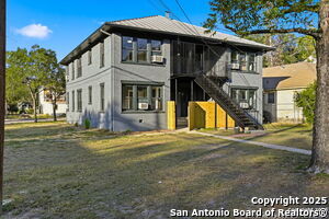 Foto del edificio - 438 W Kings Hwy