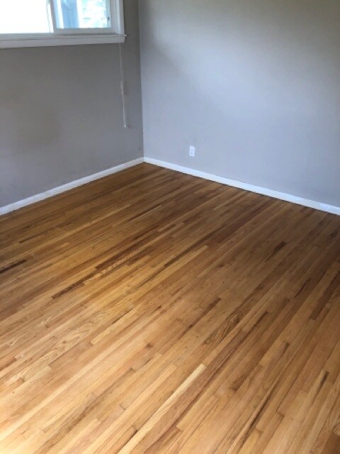 Foto principal - 2184 7th St W