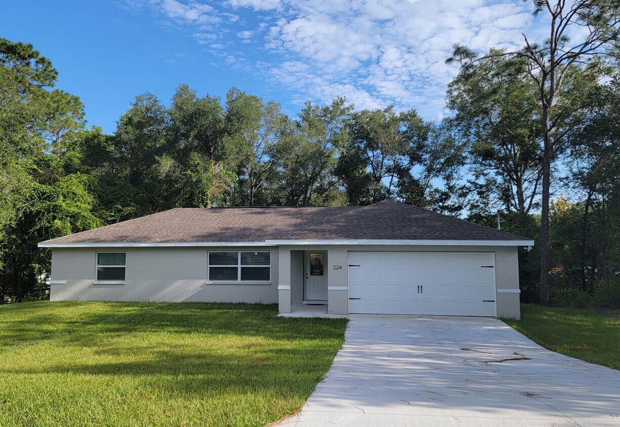 Foto principal - Beautiful 3/2/2 Near Downtown Inverness!!!