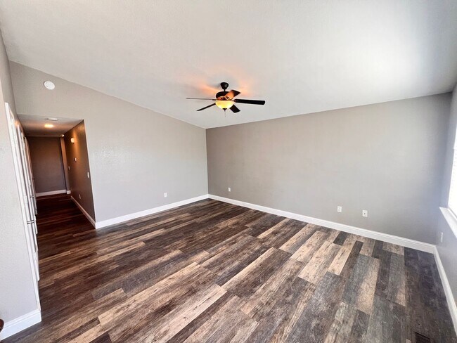 Foto del edificio - Nicely renovated 3 bedroom home!